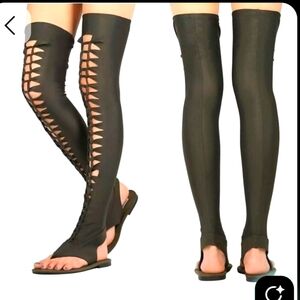 CAPE ROBBIN THIGH HIGH FLAT SANDALS